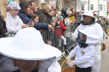 ZLATA POROKA PUSTNI KARNEVAL PARK 01 FOTO LJUBO VUKELIČ